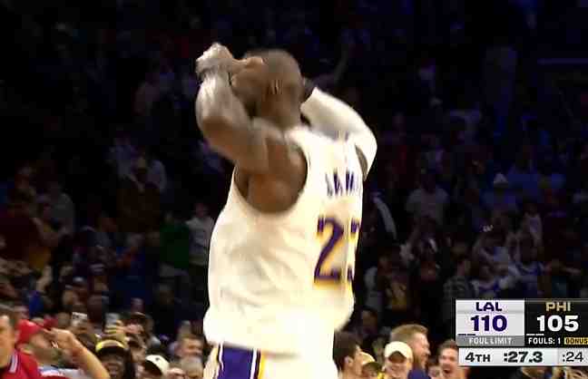 詹姆斯戴王冠！艾頓：這是GOAT時(shí)刻 我停下慶祝專注欣賞他表演